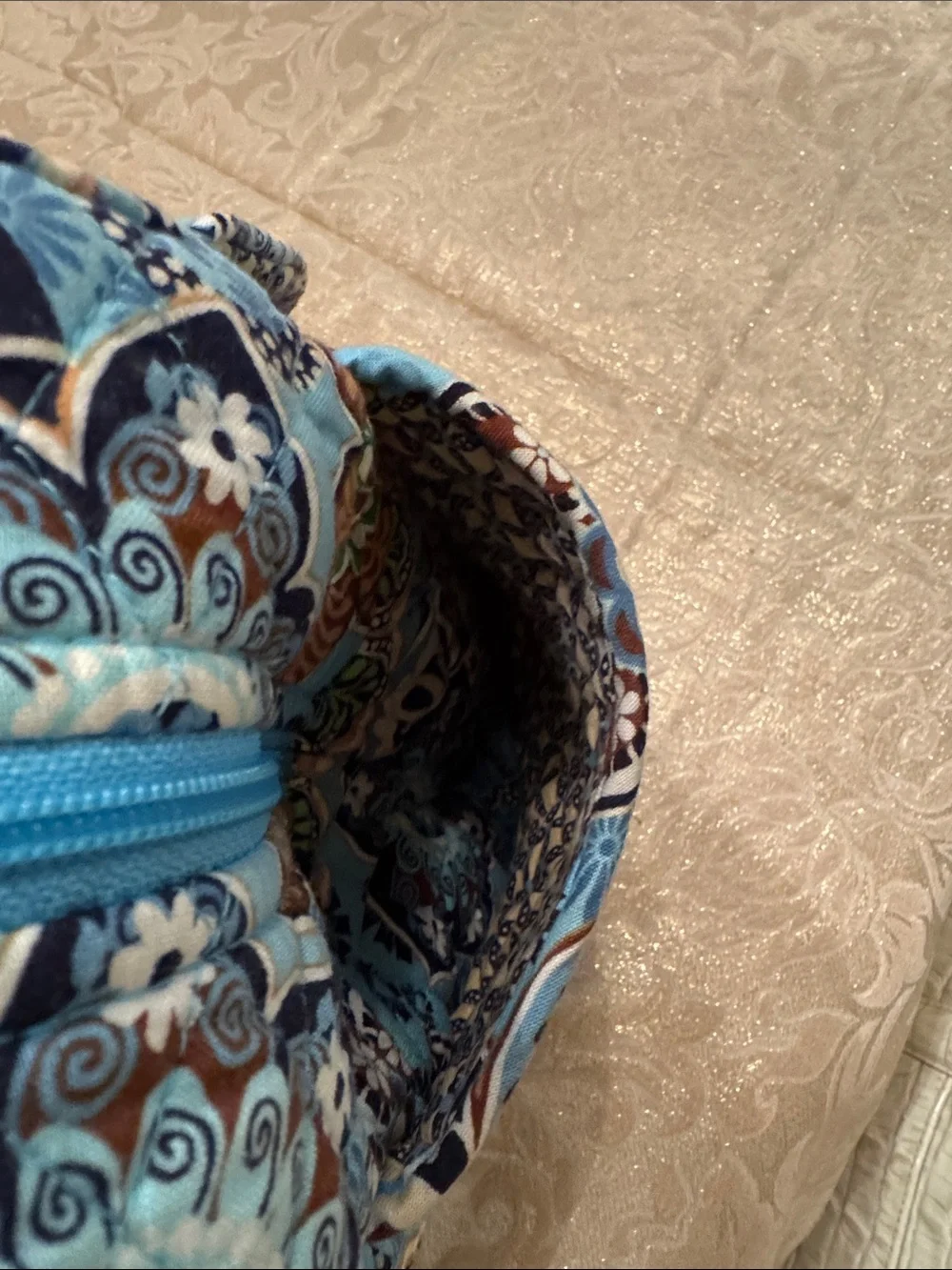 Vera Bradley stylish quilted